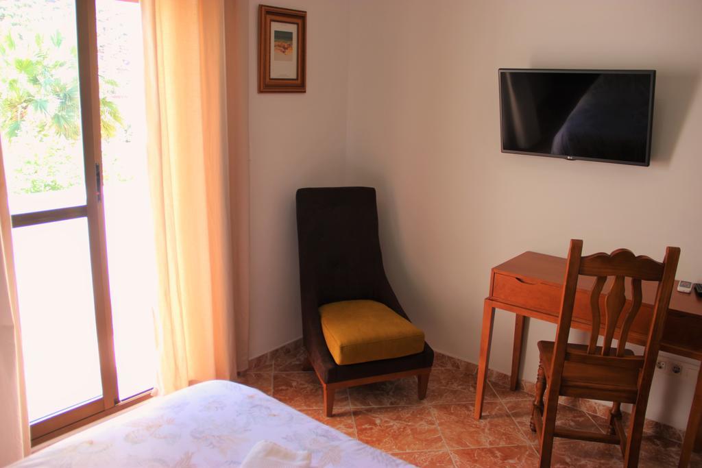 Hostal La Zamora Carcabuey Esterno foto